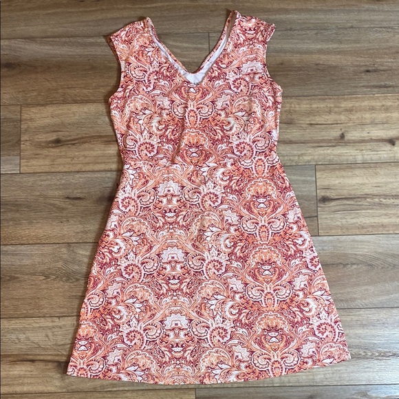 Title nine Dresses & Skirts - Title Nine Double Dare athletic mini dress with an orange paisley pattern